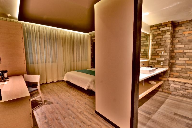 Punto Mx 4* Mexico City
